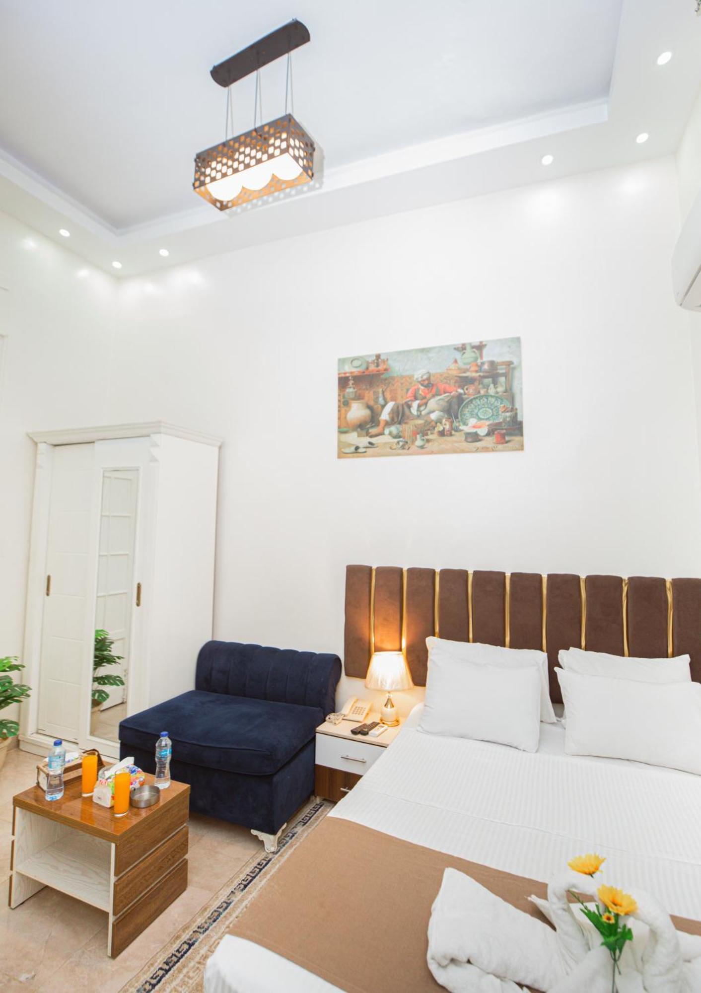 Downtown Antique Hotel 카이로 외부 사진